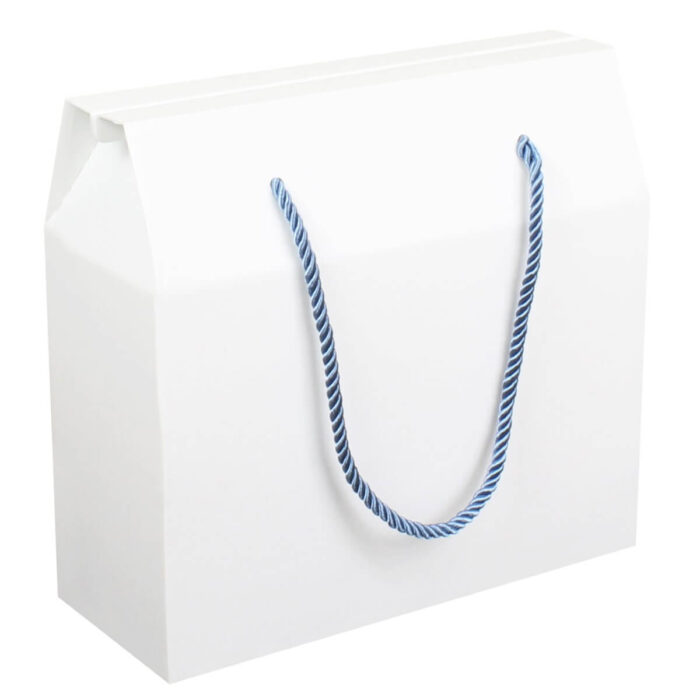 Biała torebka tekturowa z niebieskim sznurkiem